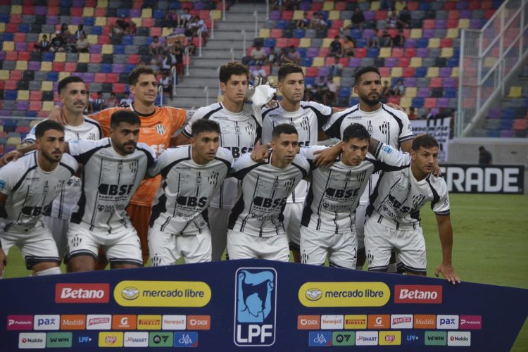 Central Córdoba le gana 2 a 0 a Talleres con goles de Barrera y Santos