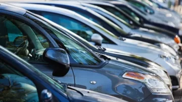 Crisis en el sector automotor: concesionarias alertan por caída de ventas y riesgo financiero