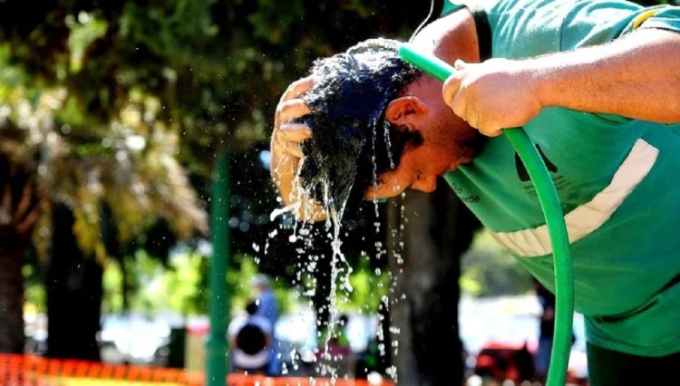 Más de 43°C de térmica en Santiago del Estero y alerta por posibles tormentas