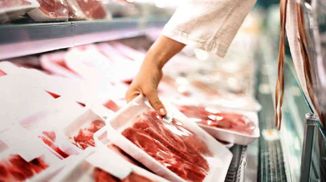 El asado se vuelve un lujo: el consumo de carne vacuna en Argentina alcanza su mínimo histórico en 20 años