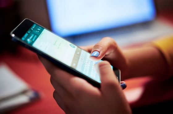 Cómo activar el modo seguridad en WhatsApp cuando te escribe un contacto que no está agendado