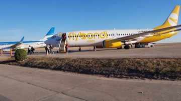 Flybondi no vuela, pero continúa vendiendo pasajes