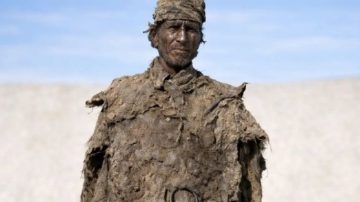La foto que sembró miedo y convirtió al Hombre de la Bolsa en leyenda