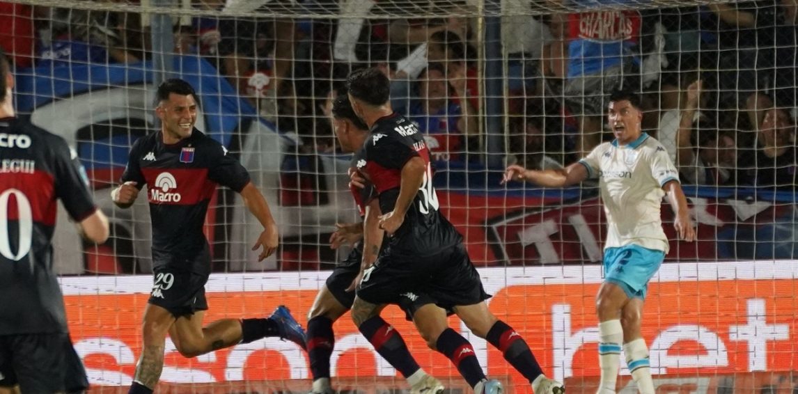 Racing cayó ante Tigre y profundiza su crisis en el Apertura