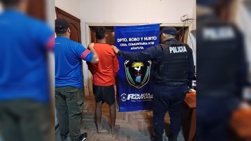 Allanamiento por abigeato en el B° La Merced de Añatuya: intentó fugarse, pero lo atraparon