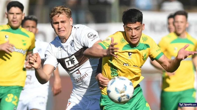 Aburrido empate sin goles entre Platense y Defensa y Justicia