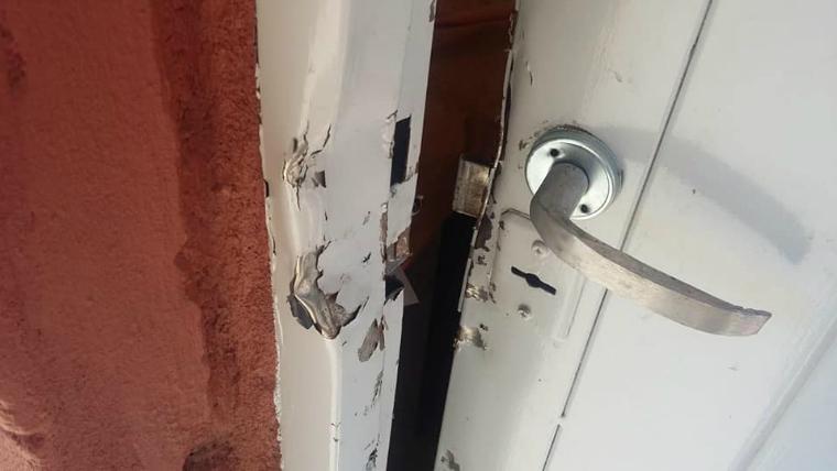 Una banda de conocidos delincuentes desvalijó una vivienda en el barrio Ampliación 25 de Mayo