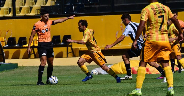 EN VIVO: Mitre cae ante Ciudad de Bolívar en el 8 de Abril