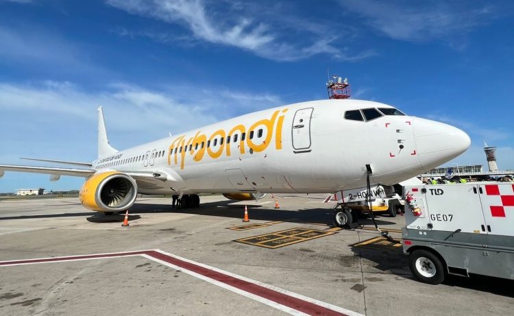 Crisis en Flybondi: retiros voluntarios y posible mudanza de la empresa a Paraguay
