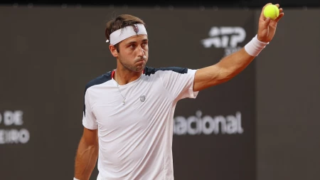 Etcheverry no pudo con Paul y se despidió en octavos