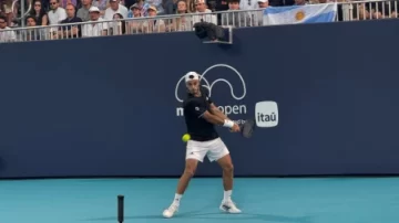 Cerúndolo se quedó con el duelo argentino y avanzó en el Masters 1000 de Miami
