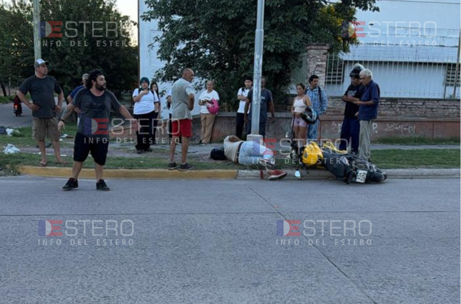 ÚLTIMO MOMENTO: Grave accidente en La Banda, choque entre un camión y una moto