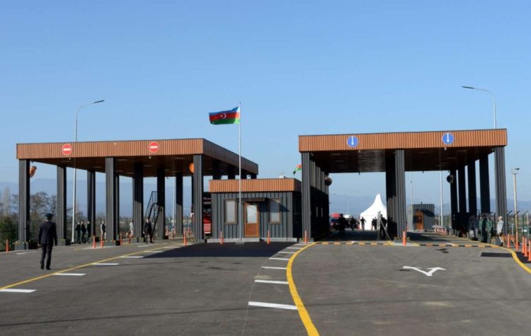 Crece la tensión en Medio Oriente y Azerbaiyán se convierte en vía de escape para civiles en Irán
