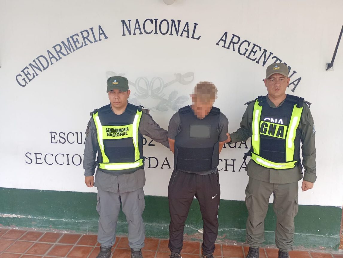 Ruta 34: detuvieron a un prófugo por femicidio que se identificaba con pasaporte de mujer