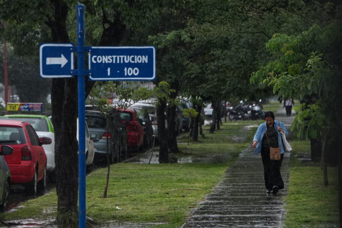 Santiago amaneció bajo alerta por tormentas fuertes
