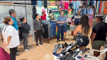Las Termas de Río Hondo: por la crecida, evacúan preventivamente la Feria del Río