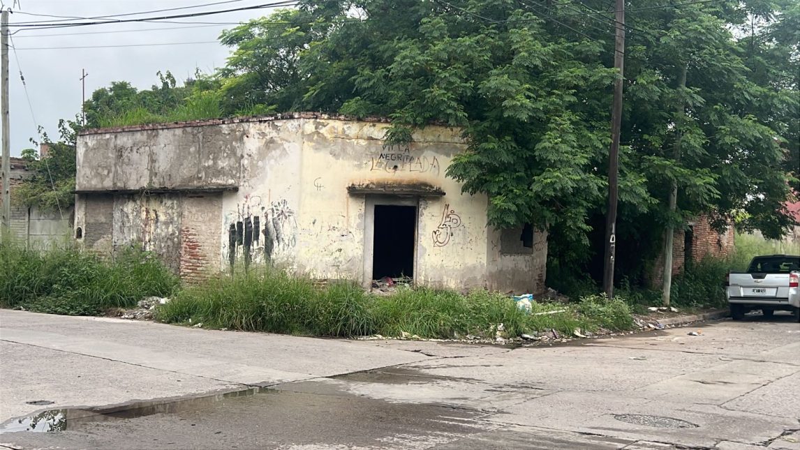FOTOS. Vecinos denuncian abandono de terrenos y hechos de inseguridad en el B° Francisco de Aguirre