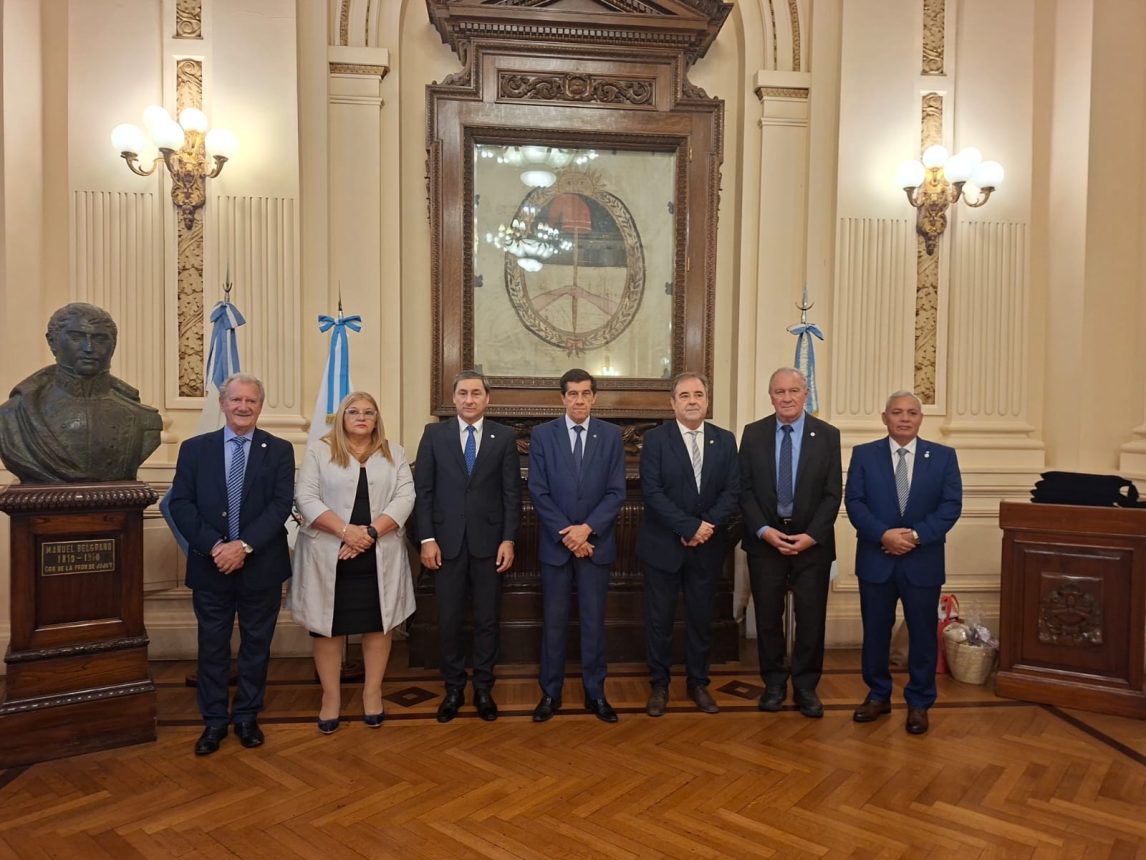 El gobernador de Jujuy recibió a la junta ejecutiva del Parlamento del Norte Grande