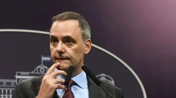 Causa Adorni: la justicia busca abrir el celular del contratista y el Jefe de Ggabinete pidió presenciar la pericia