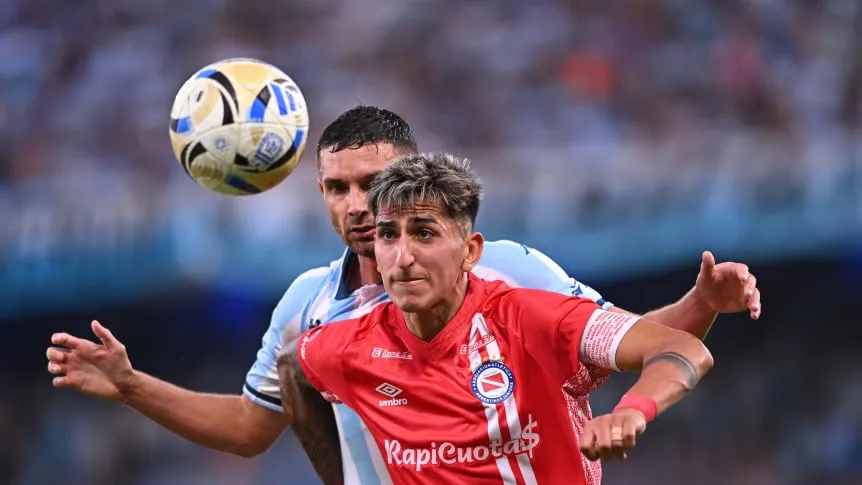 Boca contra el tiempo: peligra la incorporación de Alan Lescano