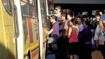 Vecinos del B° San Fernando reclaman un efectivo servicio de la Línea 1 de colectivos