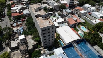 EXCLUSIVO DE INFO DEL ESTERO CAUSA ESTAFA ZAMBOLÍN: Allanaron el edificio de la calle Plata