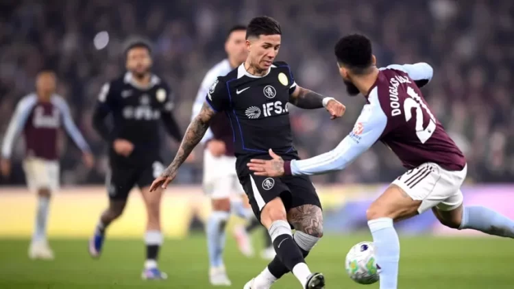 Enzo brilló con una asistencia y Chelsea goleó al Aston Villa del Dibu