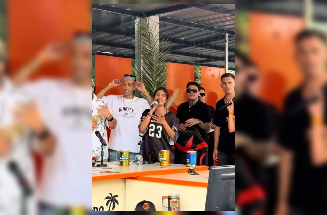 La cantante santiagueña Rocío González brilló en el streaming La Juntada de los Artistas