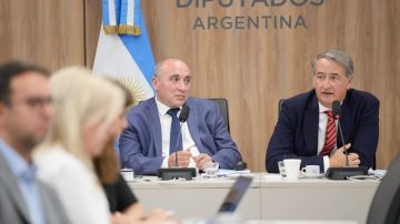 Arranca la primera jornada con 200 oradores presenciales las audiencias por la reforma de la Ley de Glaciares