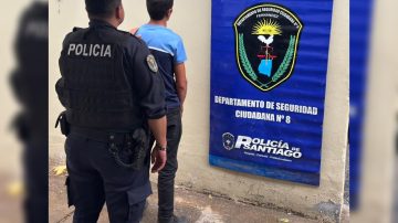Le reclamó la cuota alimentaria, la golpeó y fue detenido en 30 minutos