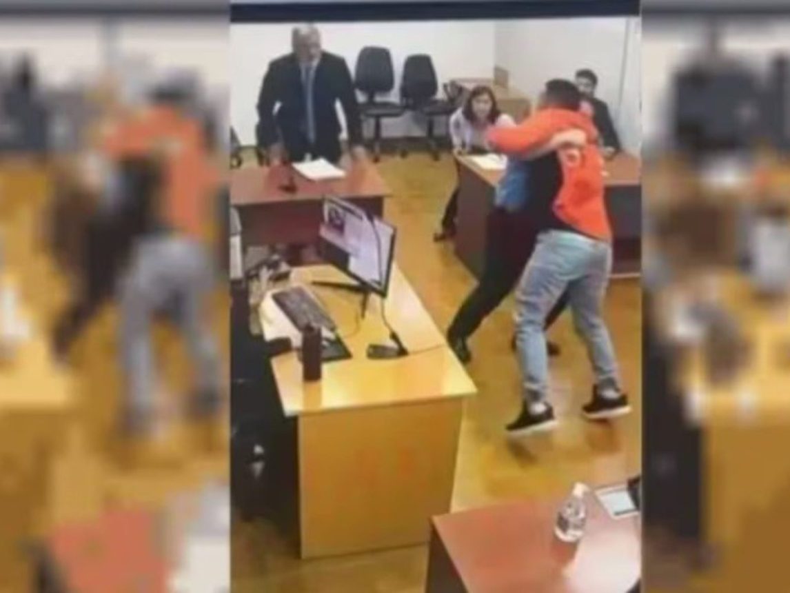 Un preso atacó a un fiscal y destruyó un televisor durante una audiencia