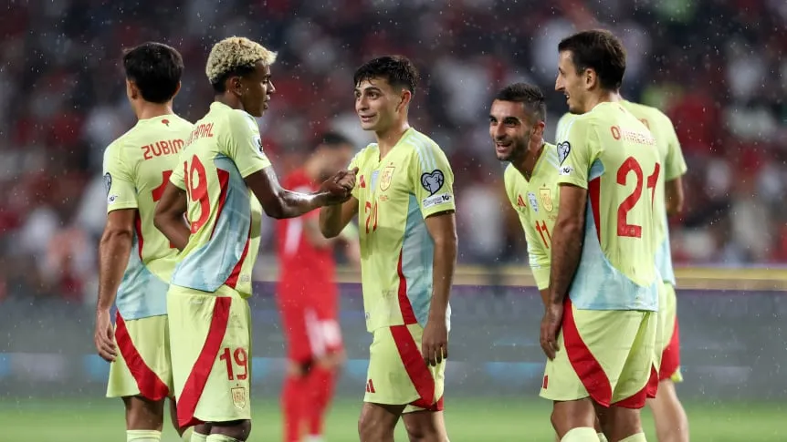Crece la polémica por la Finalissima: jugadores de España se oponen a jugar en Qatar