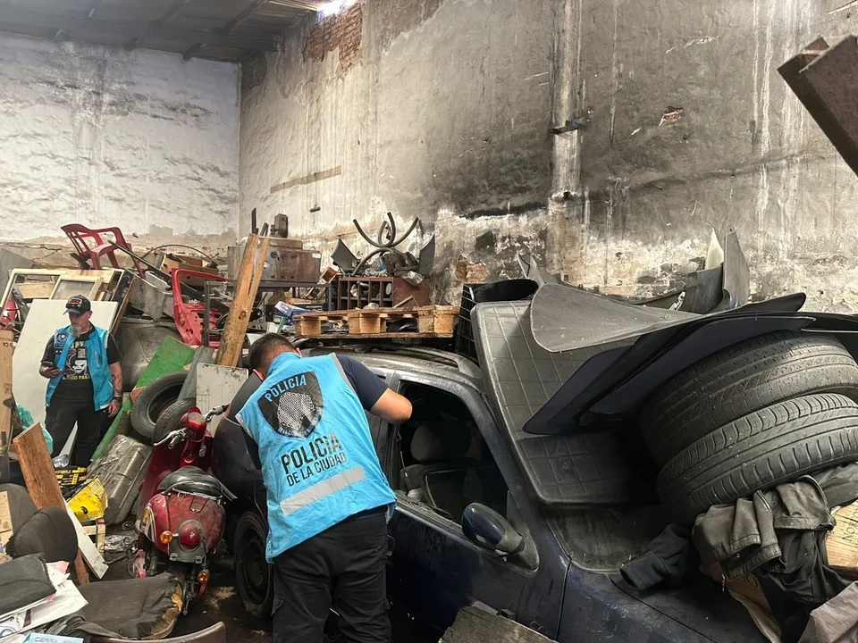 Incautaron más de 220 autopartes ilegales en un taller: valor aproximado de 30 millones de pesos