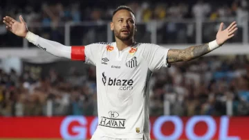 Desde Brasil no bajan a Neymar del Mundial: “Tiene una oportunidad”