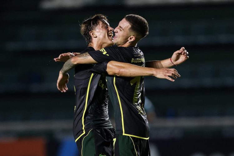 Defensa y Justicia lo dio vuelta ante Chaco For Ever y avanzó en la Copa Argentina