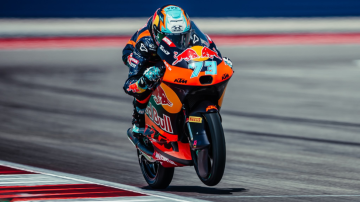 Moto 3: Morelli y Perrone metieron un sprint firme y largan bien perfilados en el GP de España