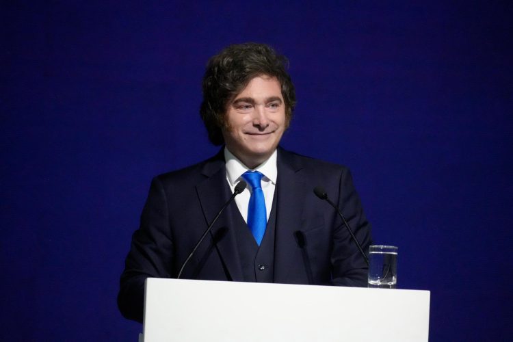 Milei respaldó el retiro de la postulación de la jueza Michelli y la decisión final pasa al Senado