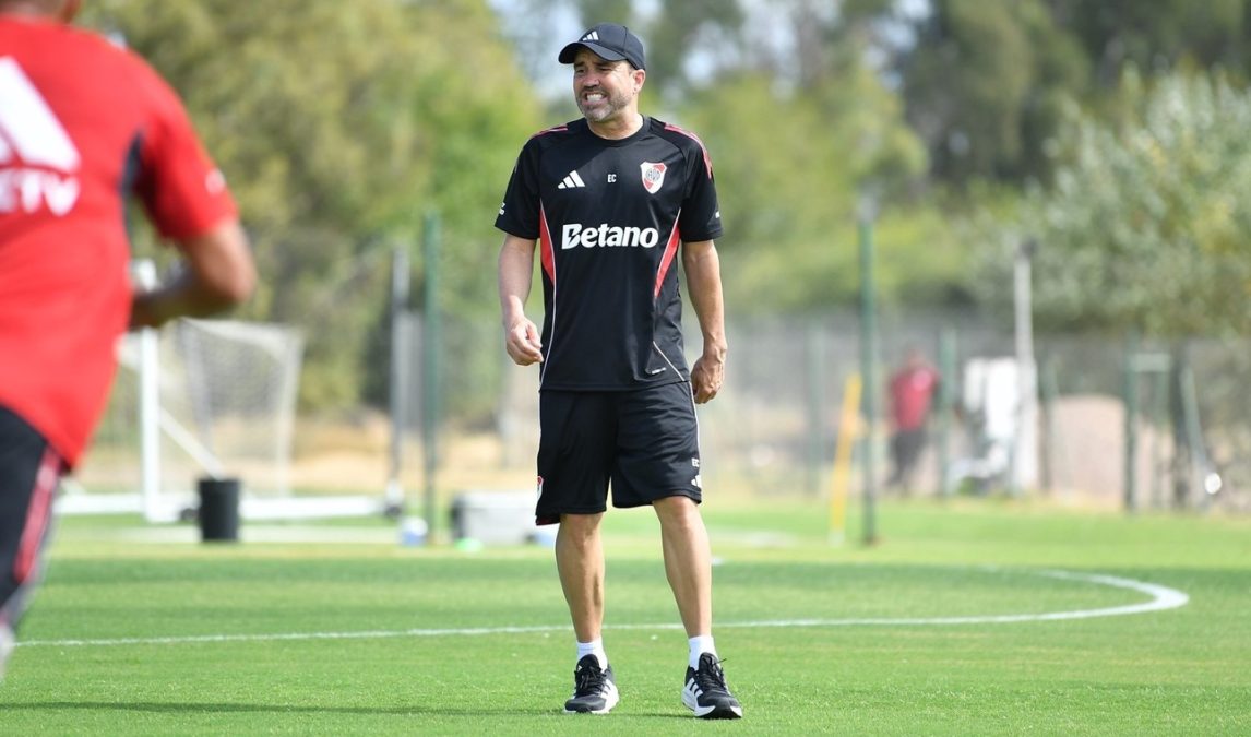 Coudet mete mano en la lista: sorpresas juveniles y el regreso de Pezzella en River