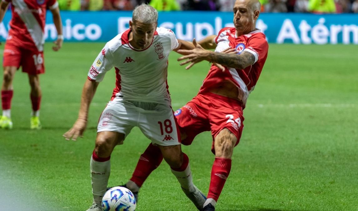Huracán busca sellar la clasificación ante un Argentinos ya clasificado