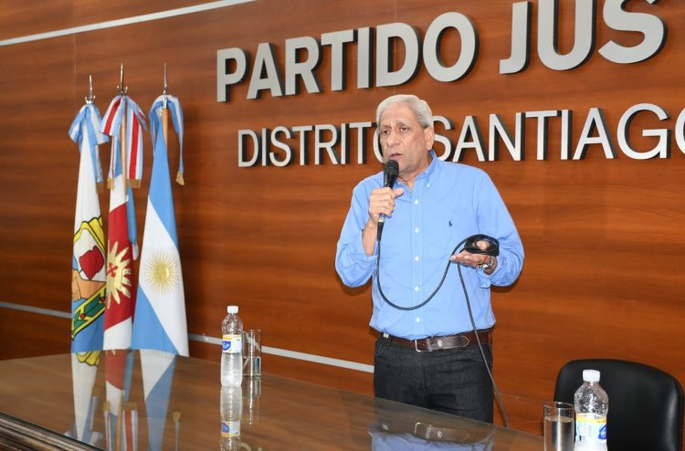 Neder encabezó una reunión del PJ y anunció el Congreso Provincial