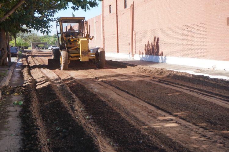 El municipio bandeño inició una nueva obra de pavimentación en el barrio Dorrego