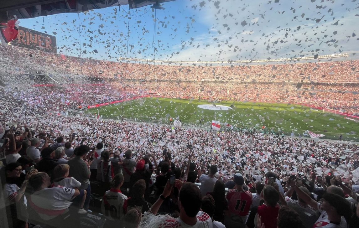Así fue el impactante recibimiento de River en el Superclásico