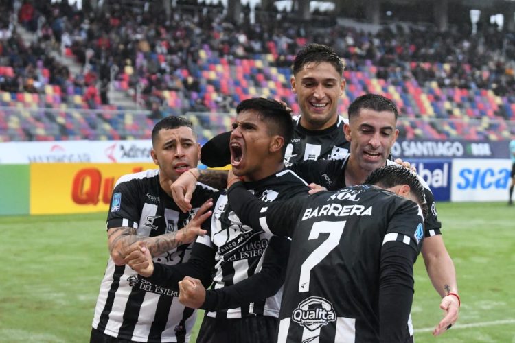 Central Córdoba fue efectivo y se quedó con un partidazo ante Platense