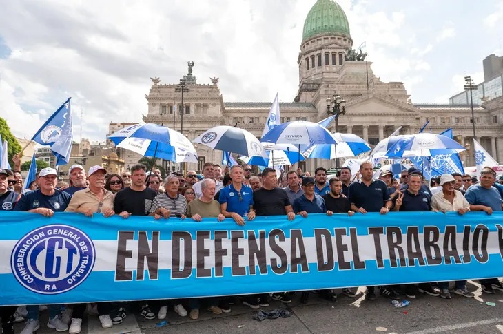 Giro a favor del Gobierno: la reforma laboral recupera vigencia tras un fallo de la Cámara de Apelaciones
