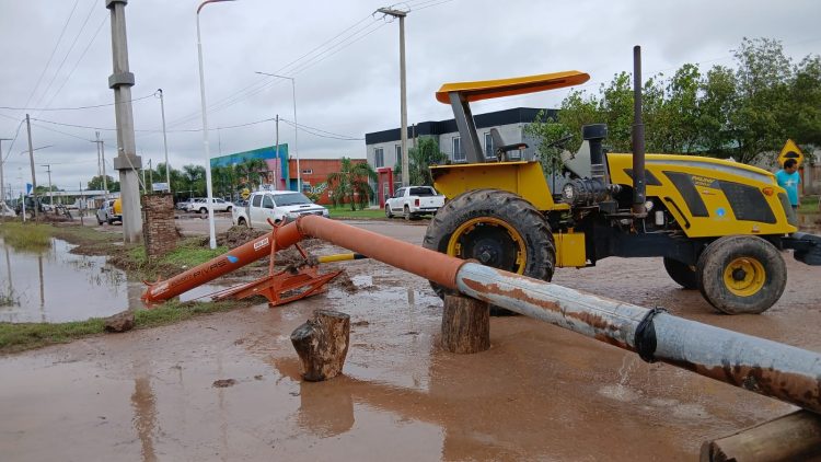 El Gobierno provincial despliega un amplio operativo en Los Juríes tras las intensas lluvias