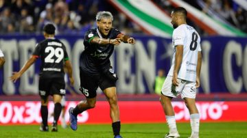 Vélez venció a Gimnasia y Tiro y sigue en la Copa Argentina