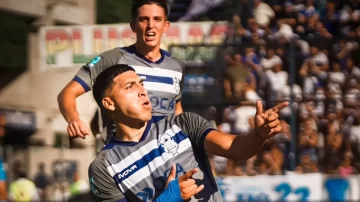 El Lobo venció a Estudiantes de Río Cuarto y se metió en zona de playoffs