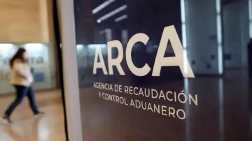 La recaudación fiscal cayó 7,5% en el primer trimestre y crecen las alertas