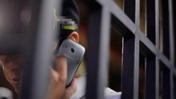 El Gobierno autoriza el bloqueo de celulares en las cárceles federales
