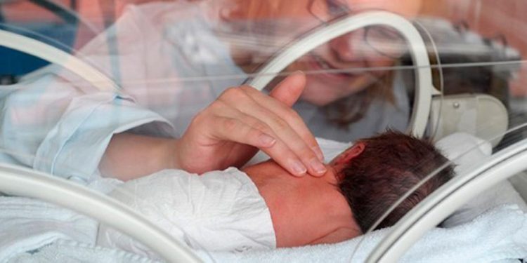 Con cupos limitados, llaman a médicos a formarse en Neonatología del Hospital Regional